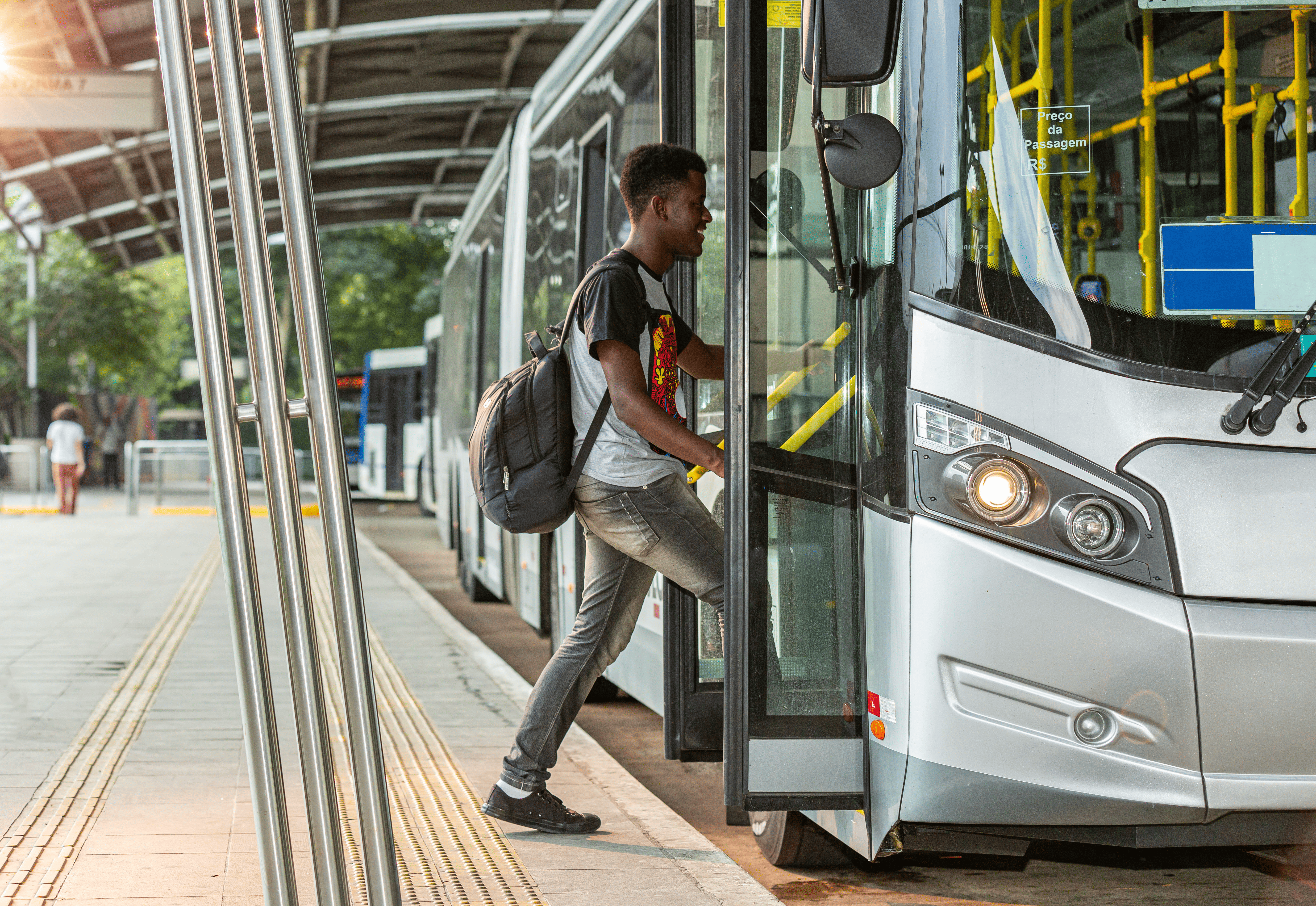 Scheduled shuttle transport service 1